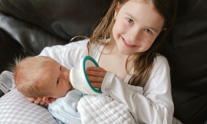 5 Ways to Help Kids Welcome a New Sibling